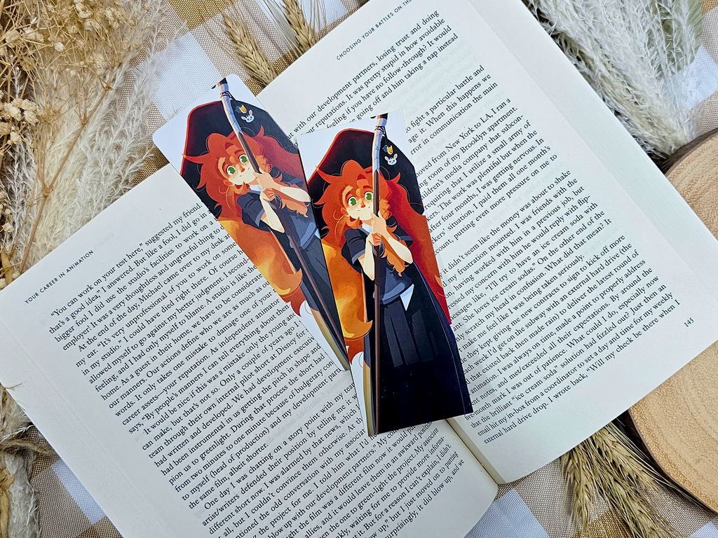 Red-Haired Wizard Bookmark – Whimsical Fantasy Art (52 x 148mm)